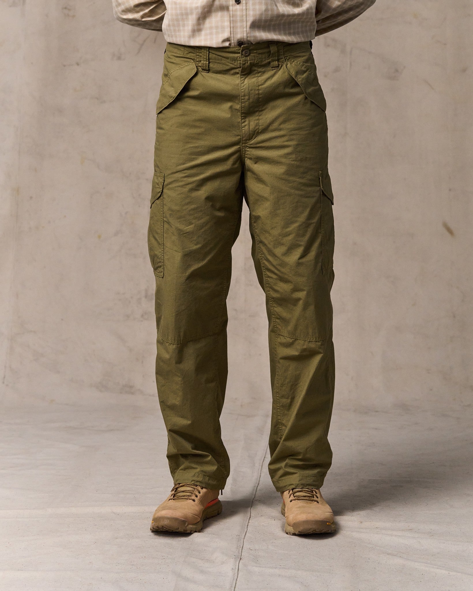 Tropical Poplin Cargo Pants - Military Olive | Filson Tropical Poplin Cargo Pants - Military Olive | Filson