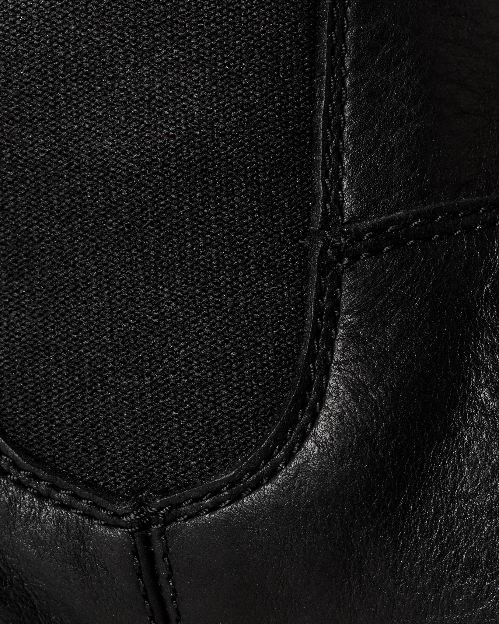 #2534 Filson X Blundstone Bison Chelsea Boot - Black