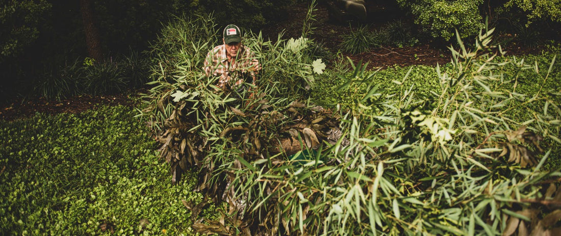 How to Camouflage a Canoe for Duck Hunting