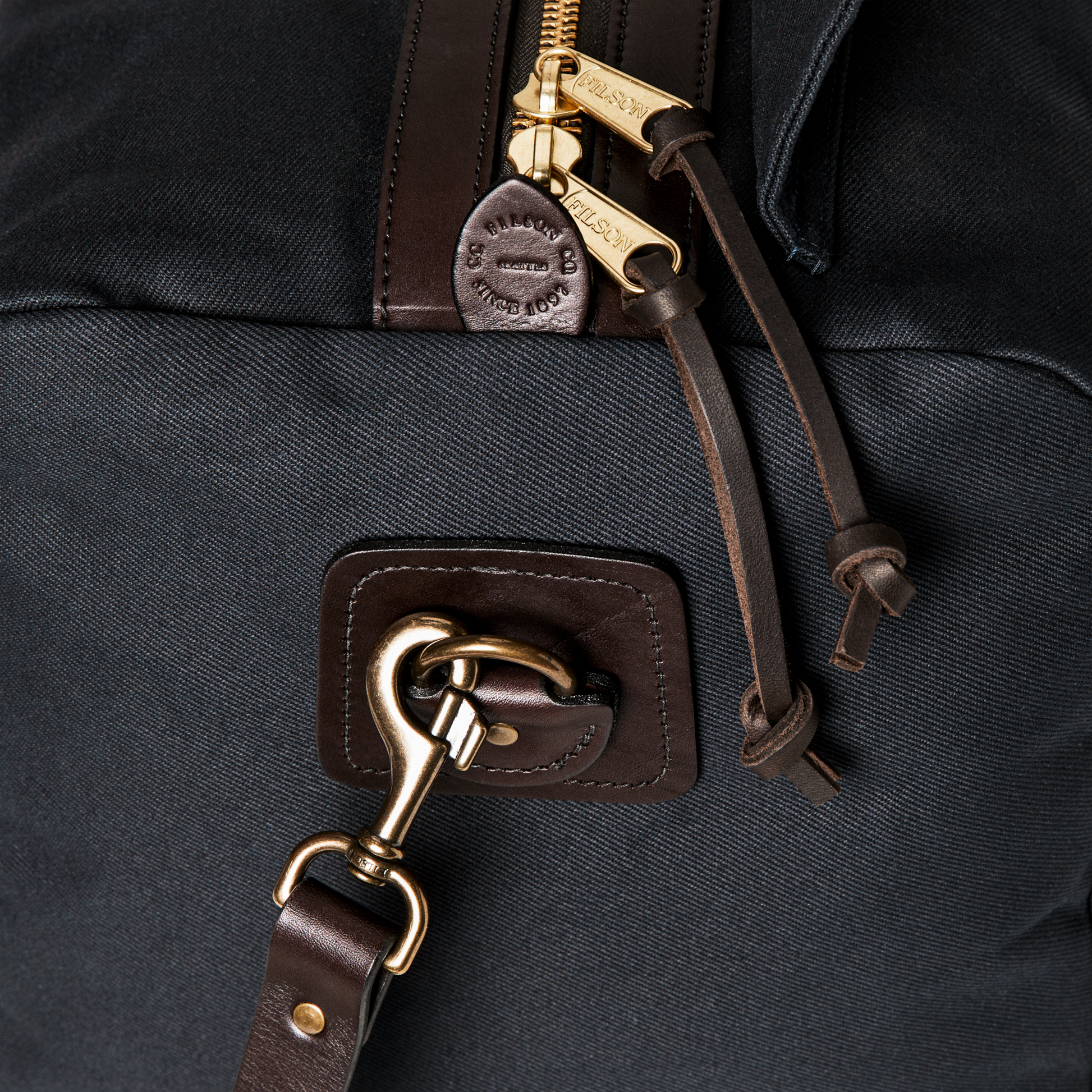 FILSON ミディアムダッフルバッグ ネイビー Medium Rugged Twill Duffle Bag | Filson