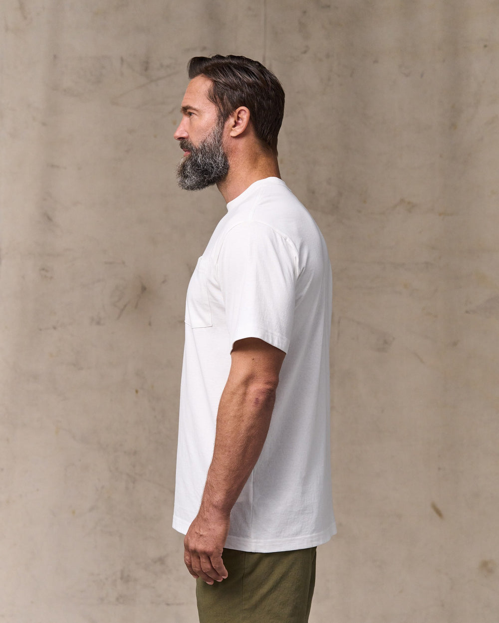 Outfitter Pocket T-shirt - Bright White