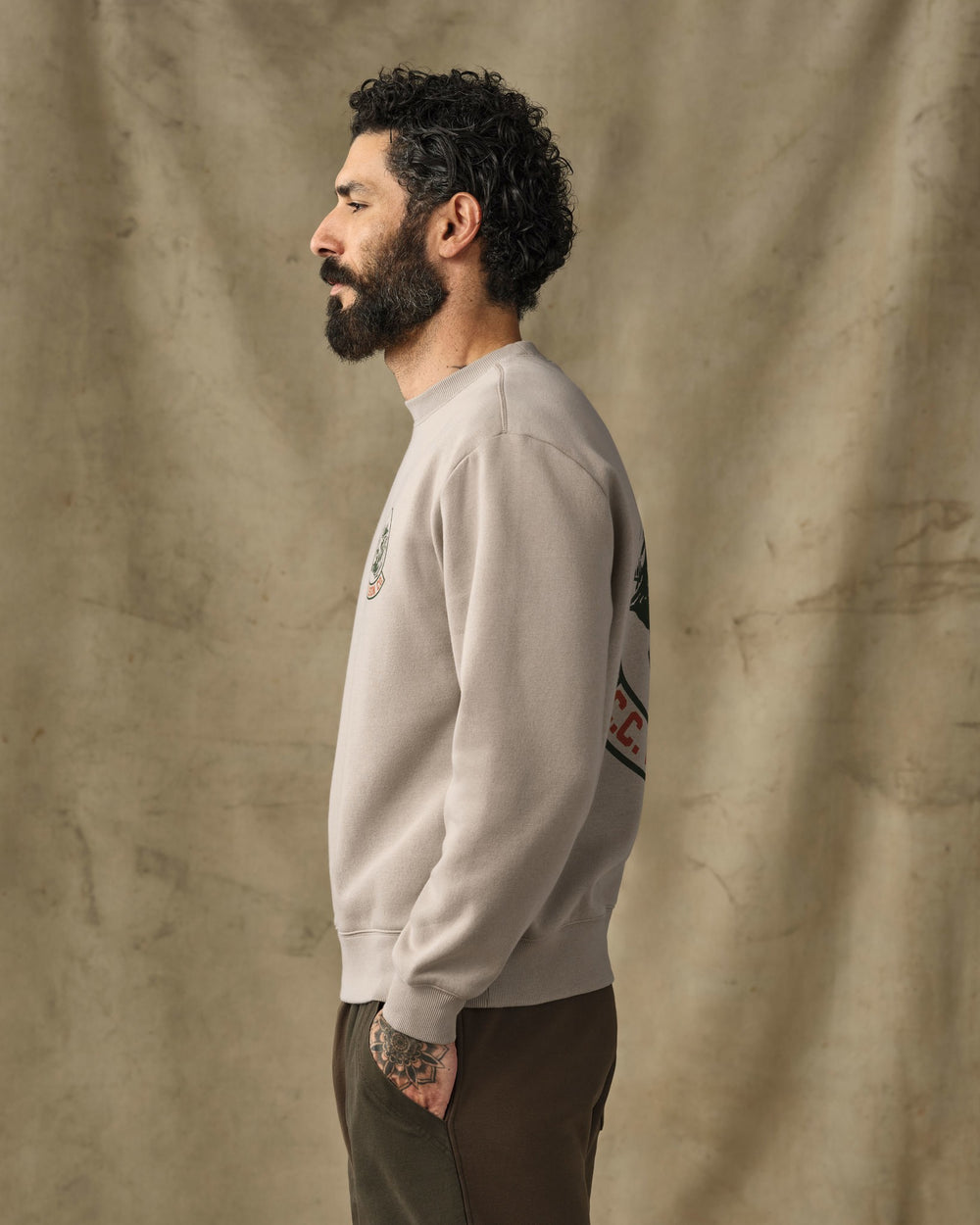 Bear Graphic Crewneck Sweatshirt - Vintage Khaki