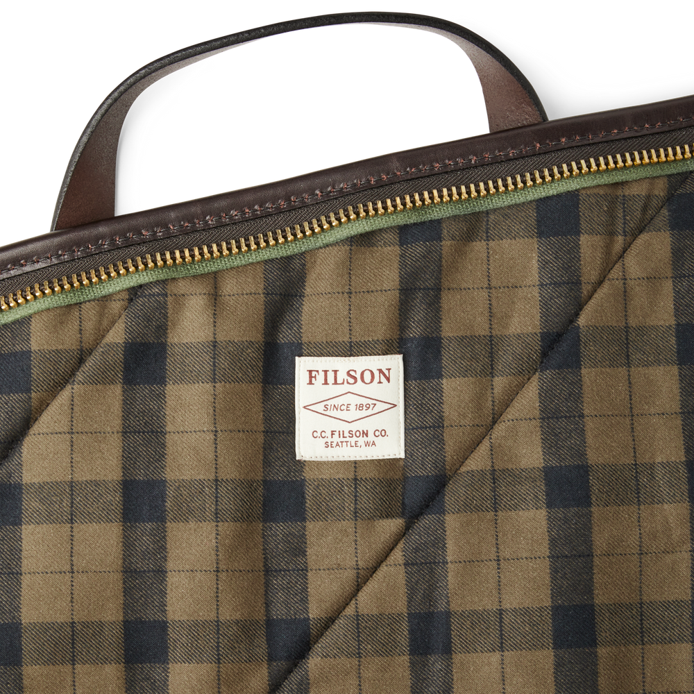 Alternate view of the Filson Rugged Twill Scoped Gun Sleeve - Tan