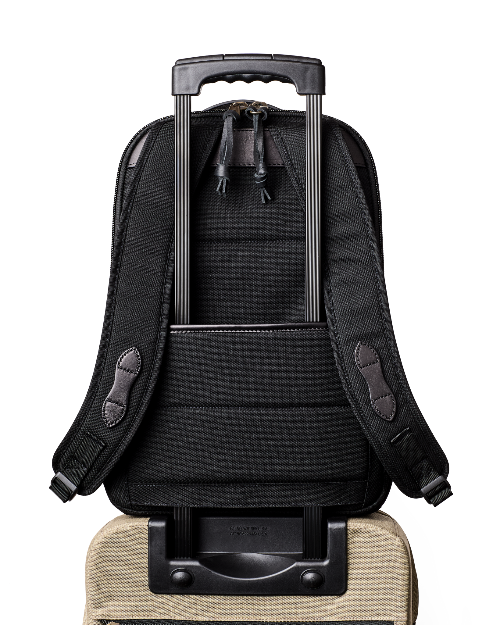 Alternate view of the Filson Dryden Backpack - Black