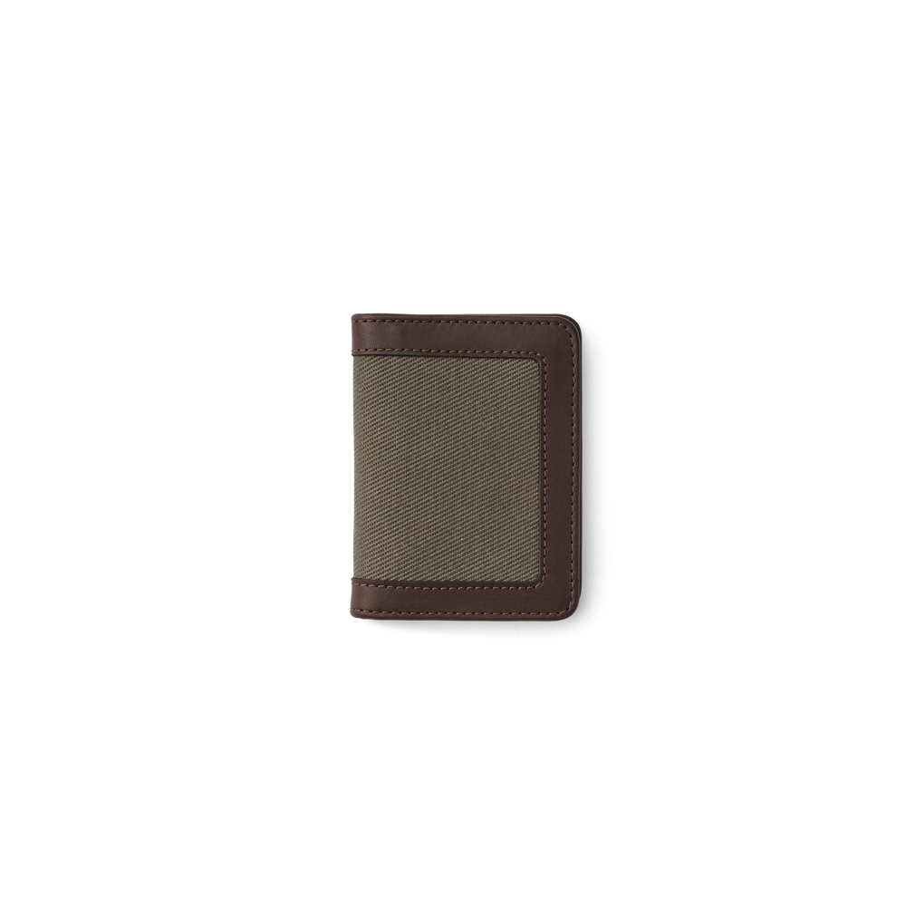 Front-facing image of the Filson Rugged Twill Outfitter Card Wallet - Otter Green