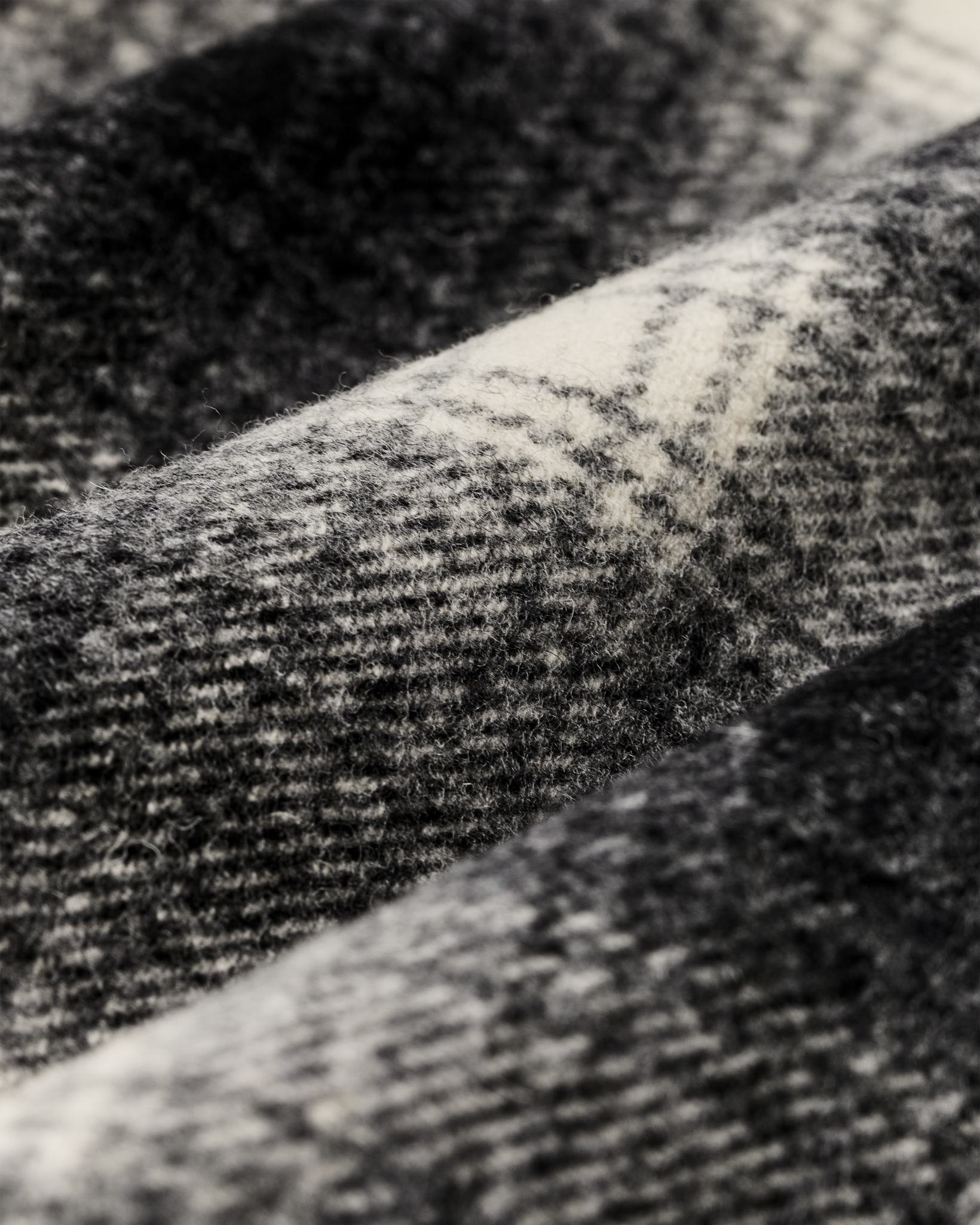 Spokane Insulated Short Cruiser - Charcoal Ombre