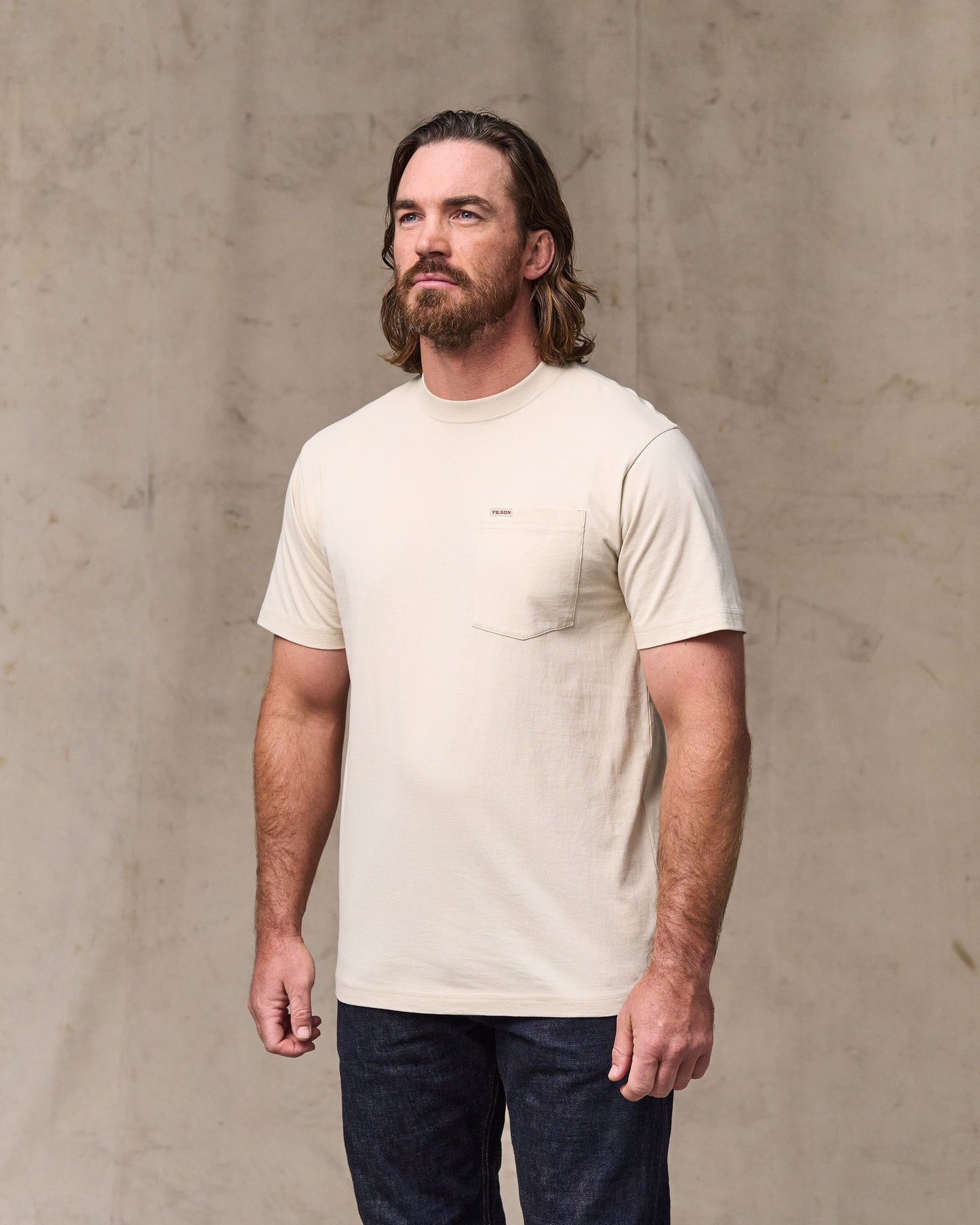 |Model is 6'1" wearing a size medium