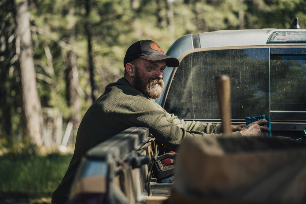 Mesh Snap-back Logger Cap - Dark Brown / Evergreen