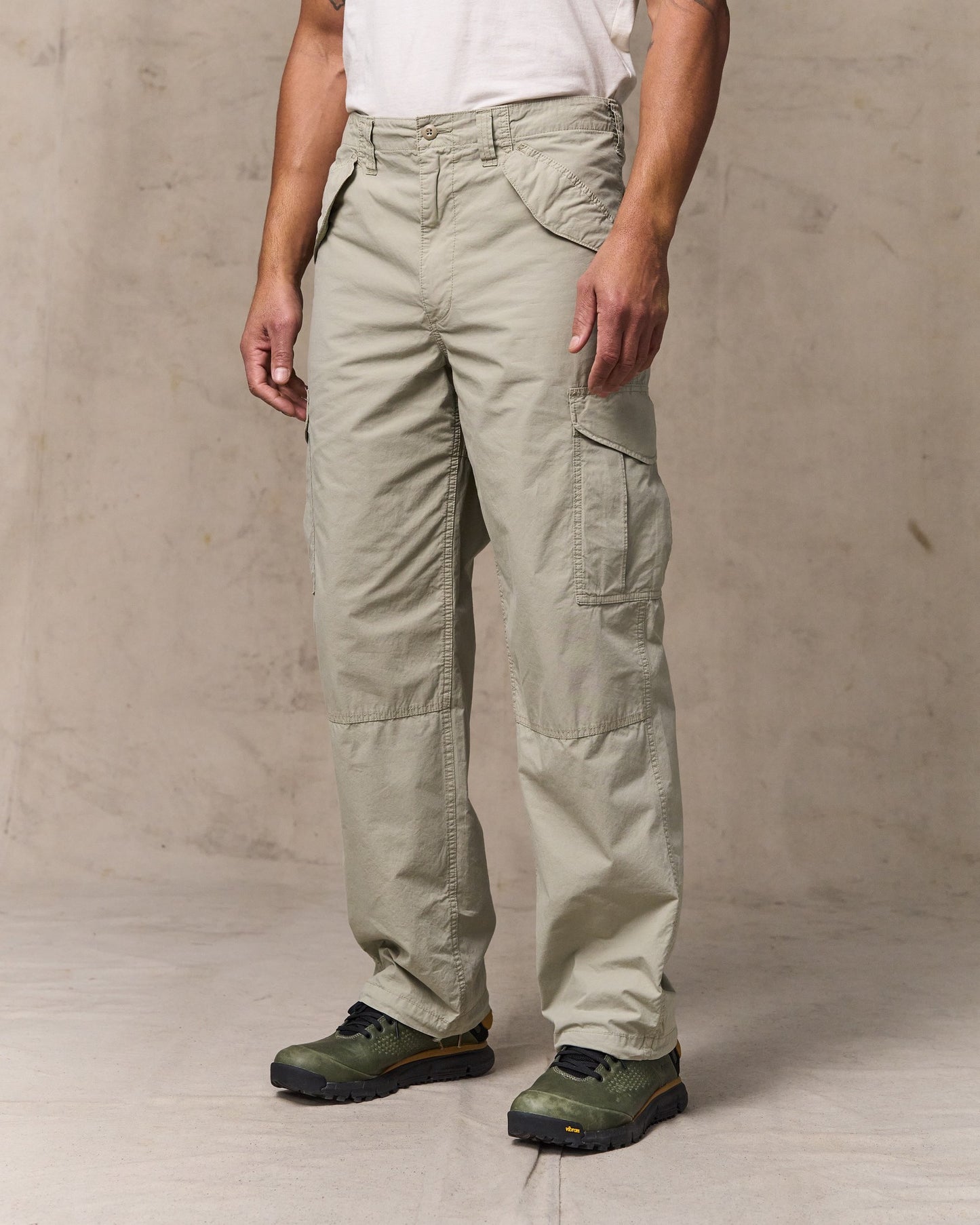 Tropical Poplin Cargo Pants - Dried Sage