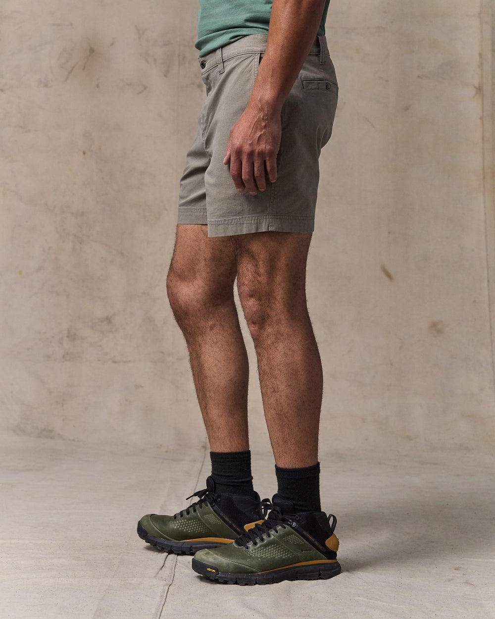 image of a model wearing Filson's Granite Mountain 6" Shorts - Hawk Brown