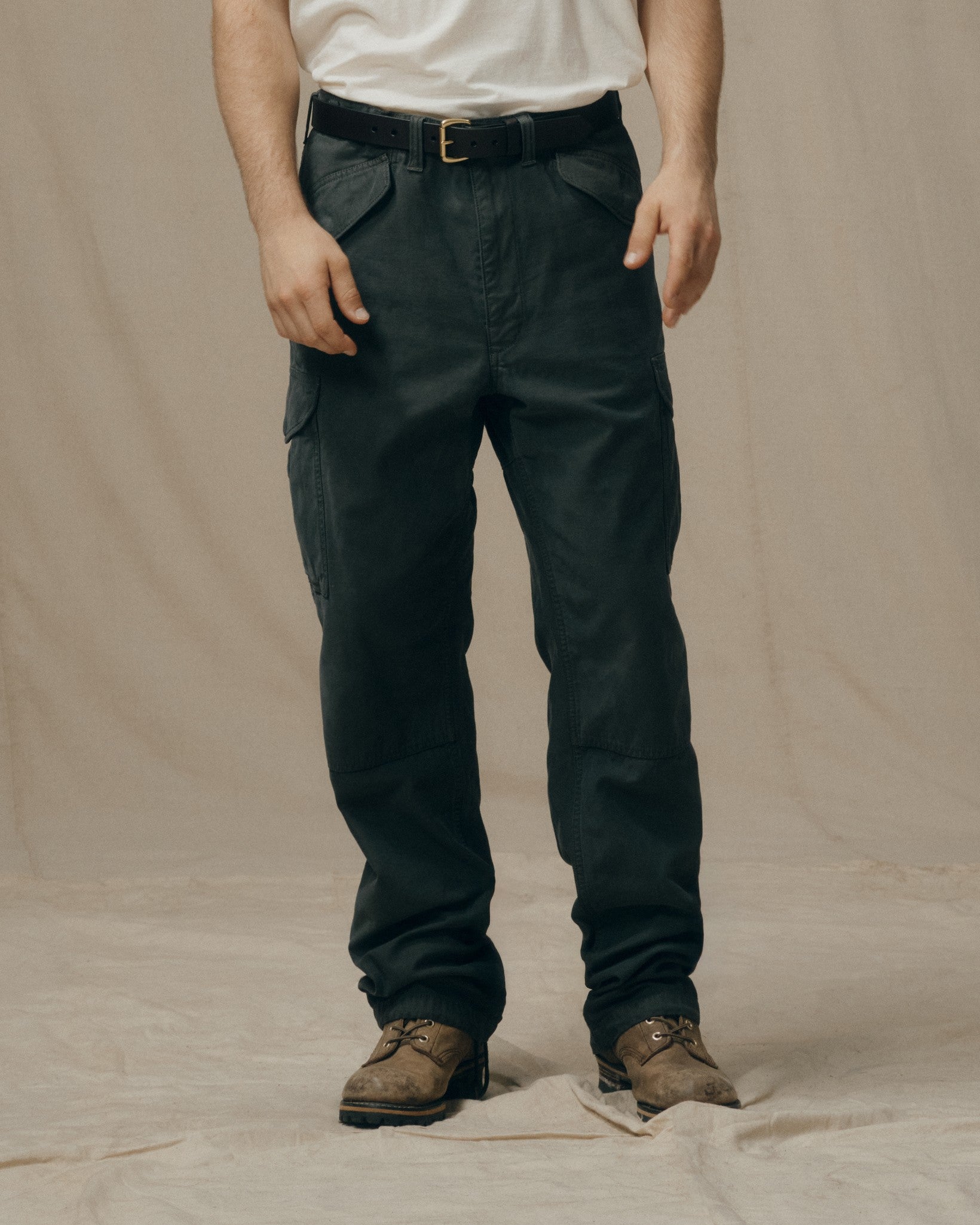 DEVIN is 6' wearing a size Medium