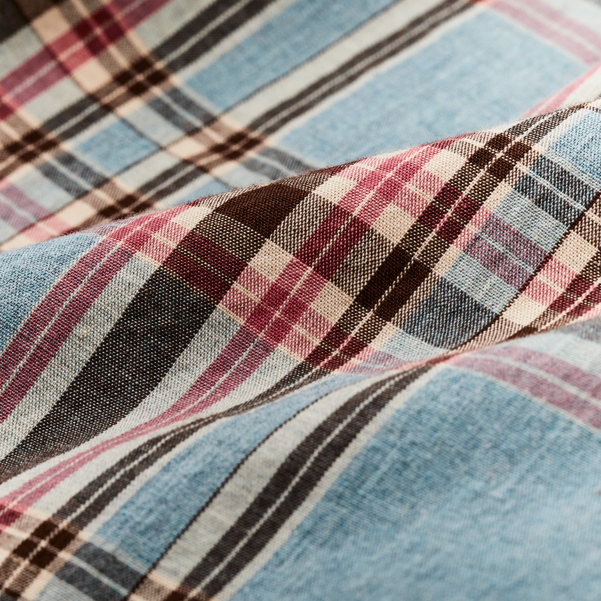 Alternate view of the Filson Filson's Washed Feather Cloth Shirt - Light Blue / Red / Natural Plaid