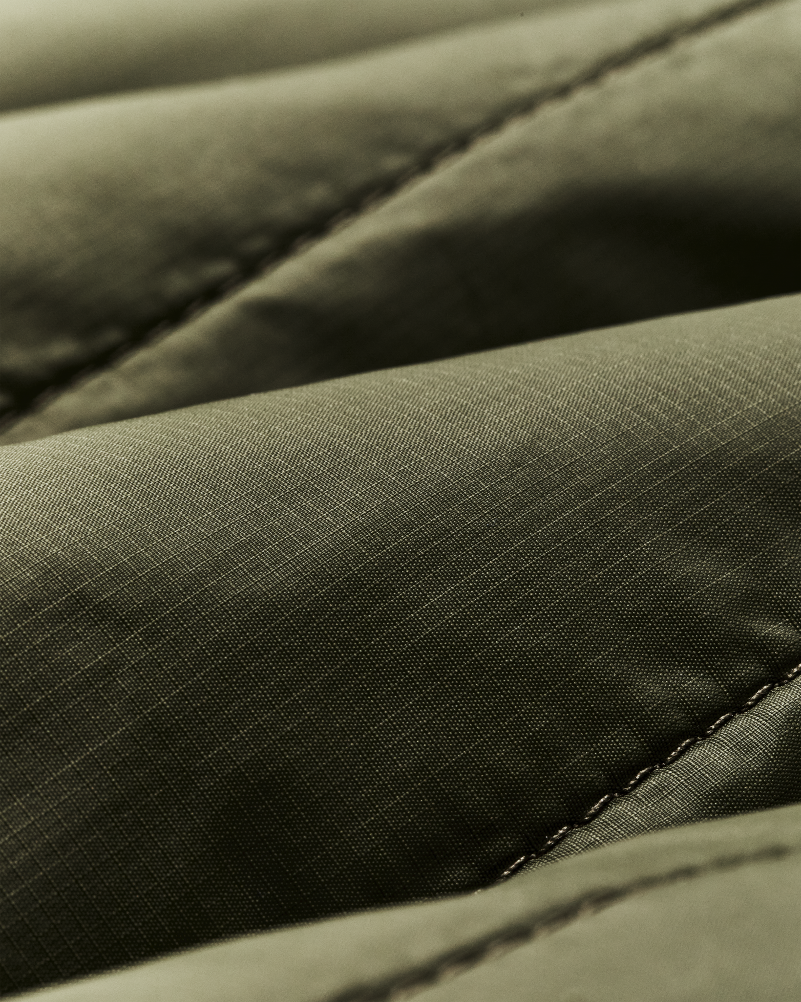 Alternate view of the Filson Ultralight Jacket - Dark Olive Drab