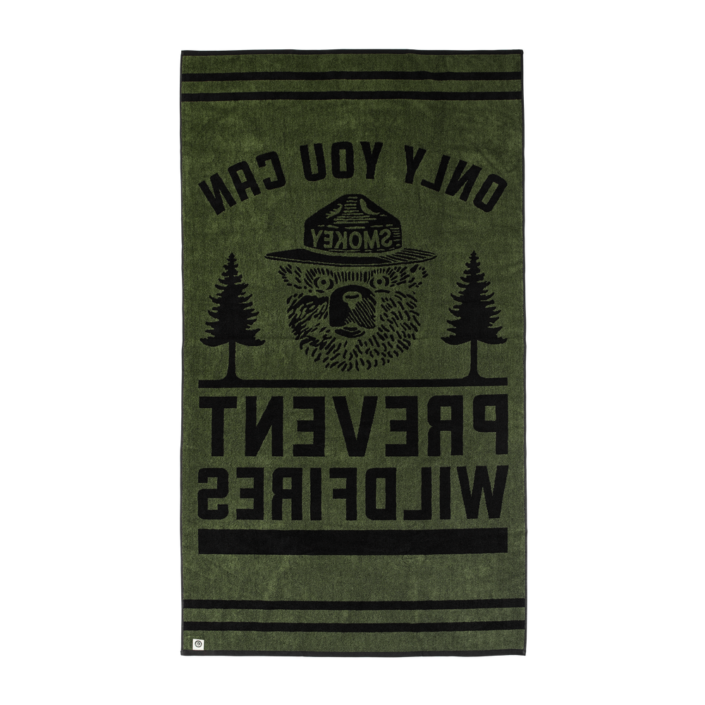 Alternate view of the Filson Smokey Bear Towel - Black / Olive / Smokey