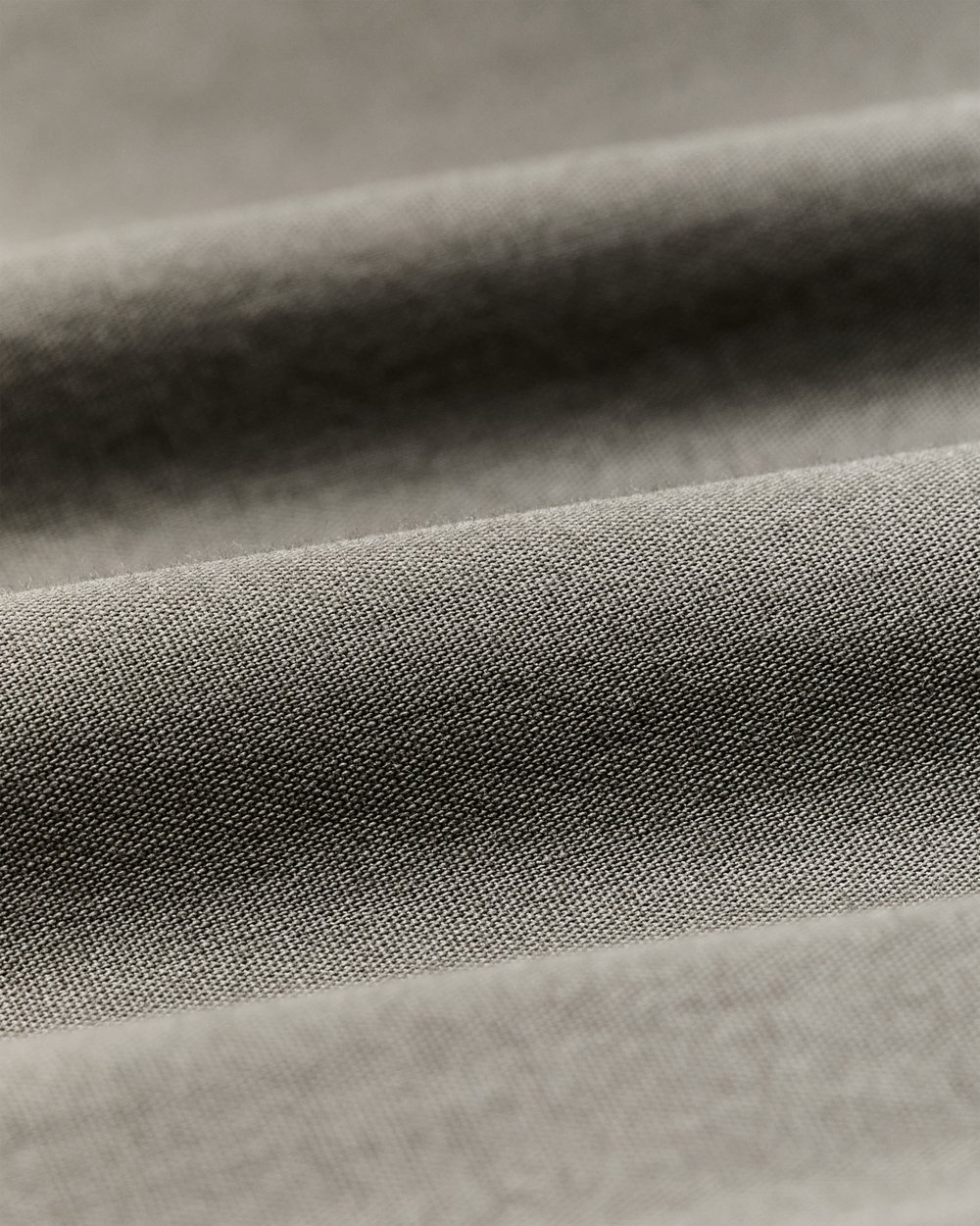Alternate view of the Filson Filson's Washed Feather Cloth Shirt - Olive Gray