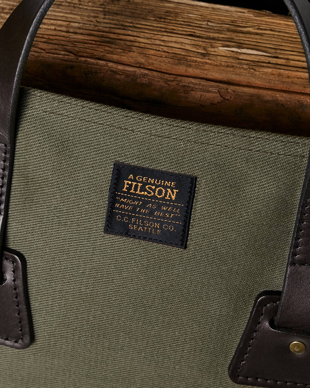 Log Carrier - Otter Green
