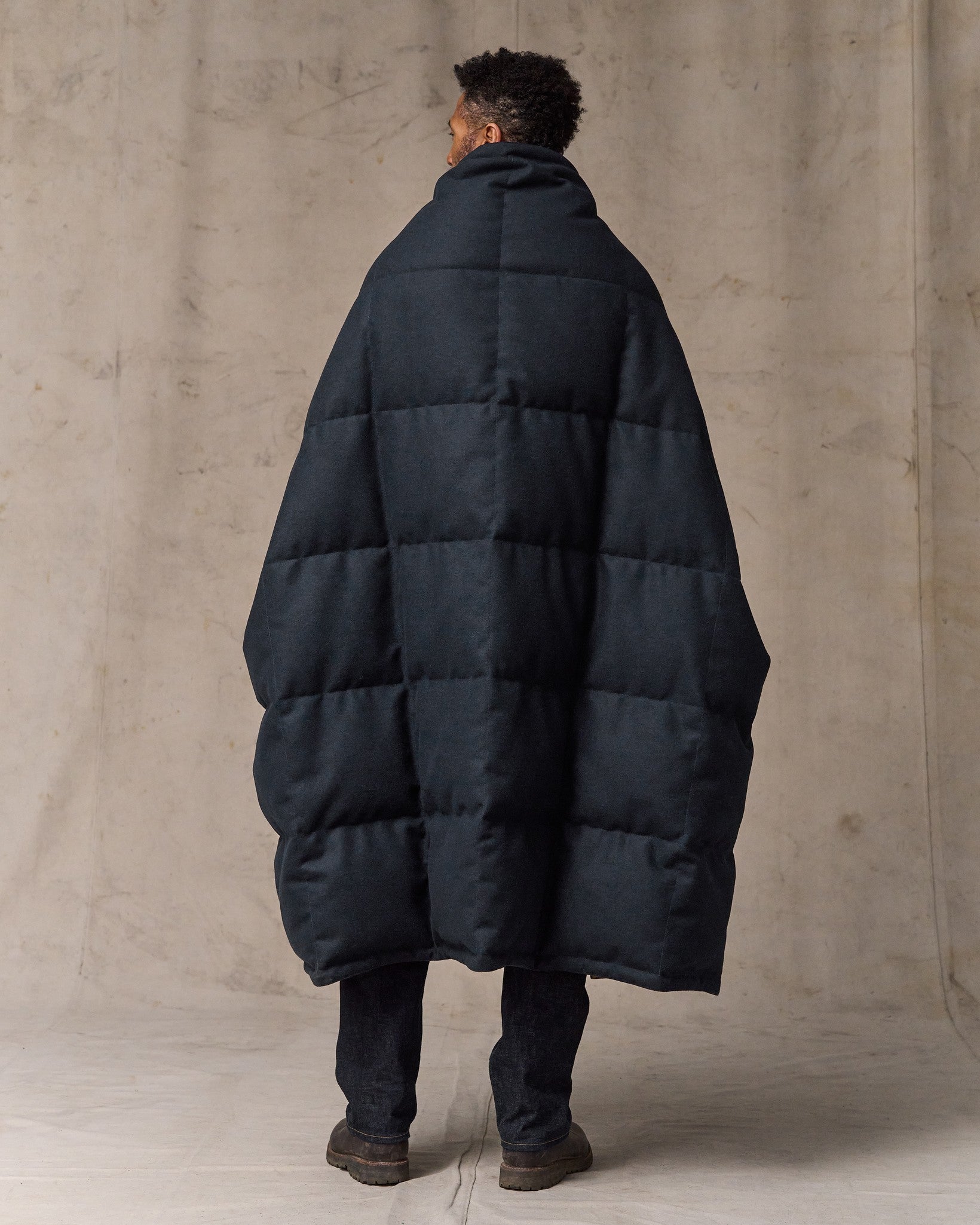 Filson X Crescent Down Works Blanket - Navy | Filson