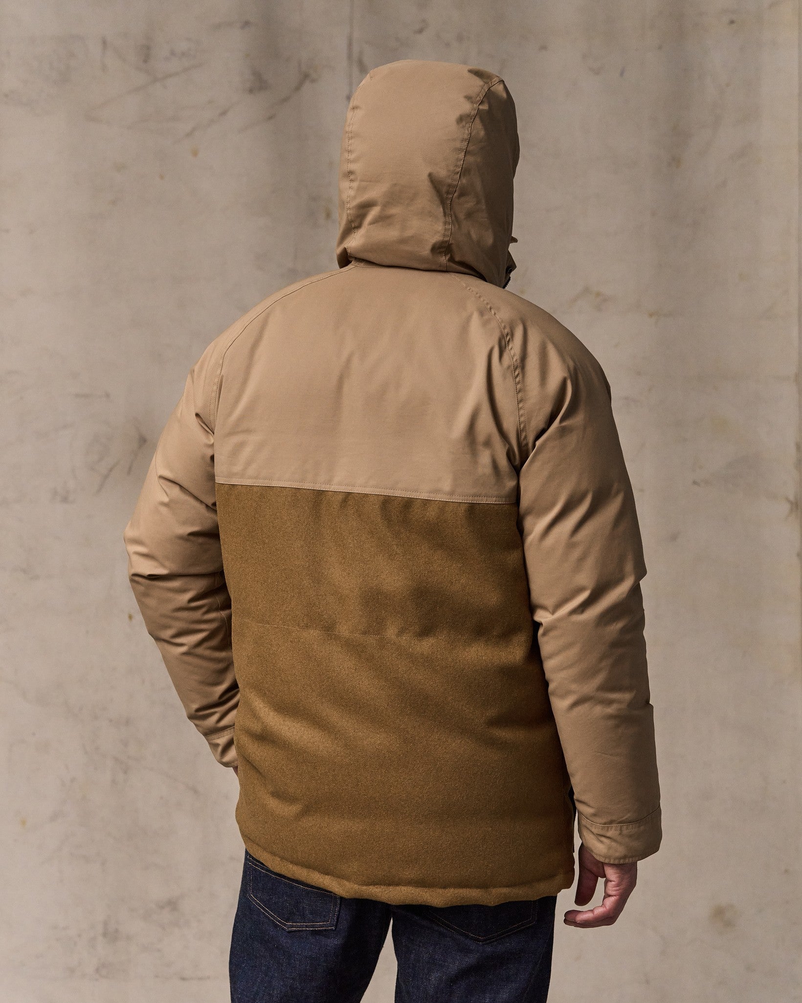 Filson フード付きブラウンマウンテンパーカー S Filson X Crescent Down Works Parka - Dark Tan / Tan | Filson