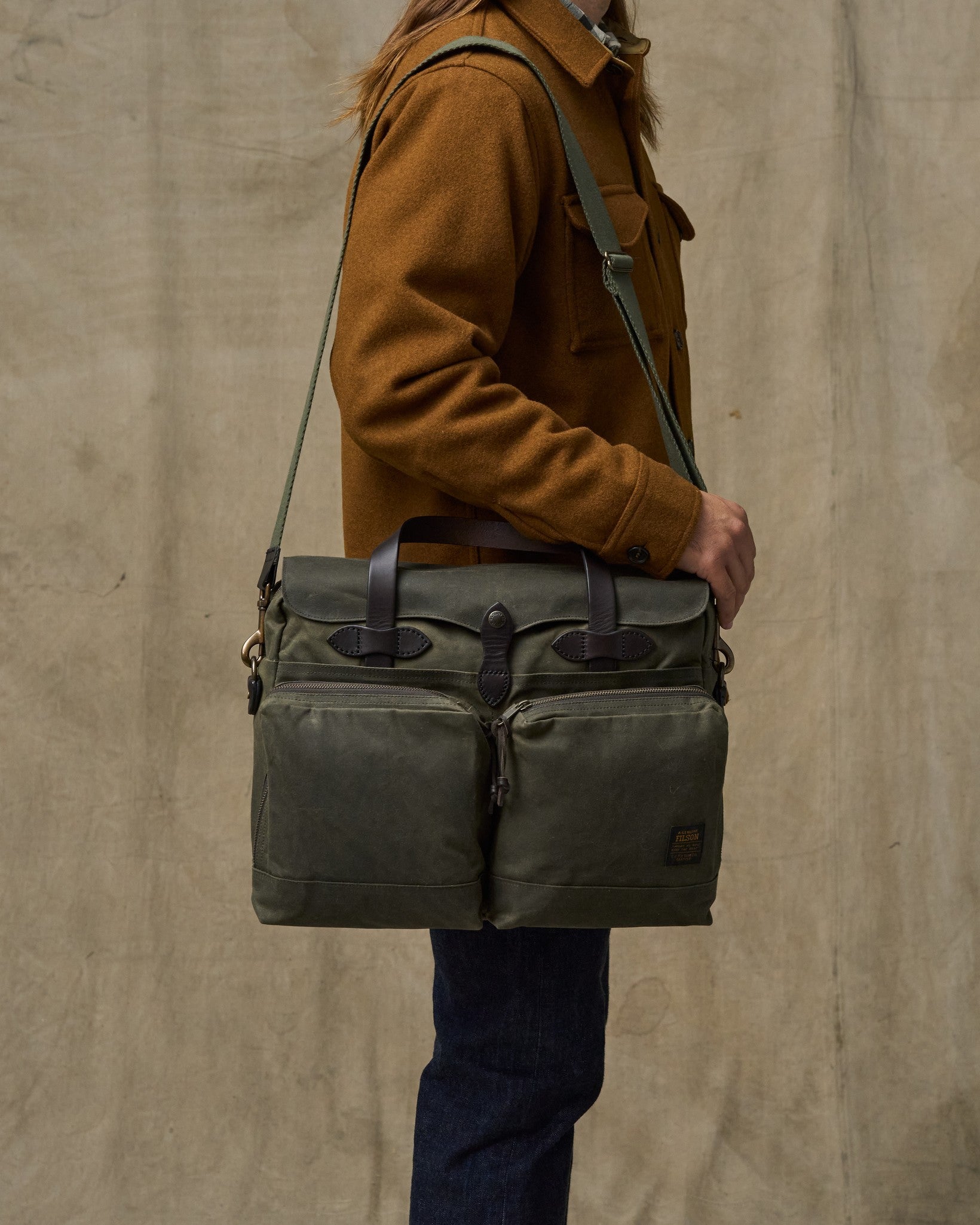 24 Hour Tin Cloth Briefcase | Filson