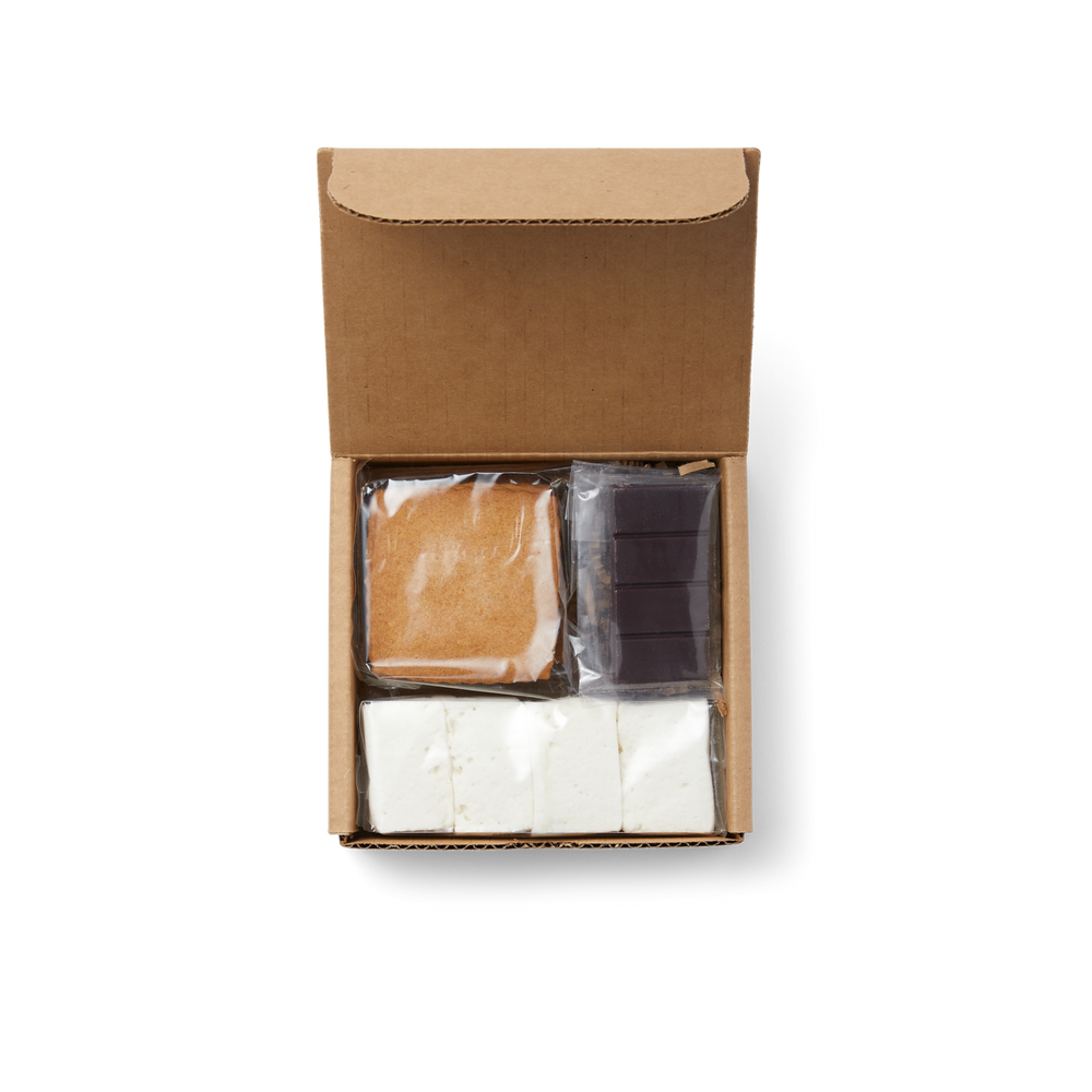 Alternate view of the Filson The Original 1927 S'mores Kit - No Color