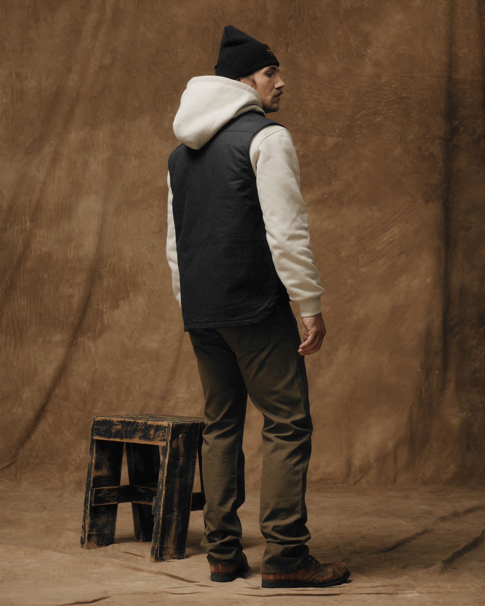 Waxed Canvas Insulated Work Vest | Filson
