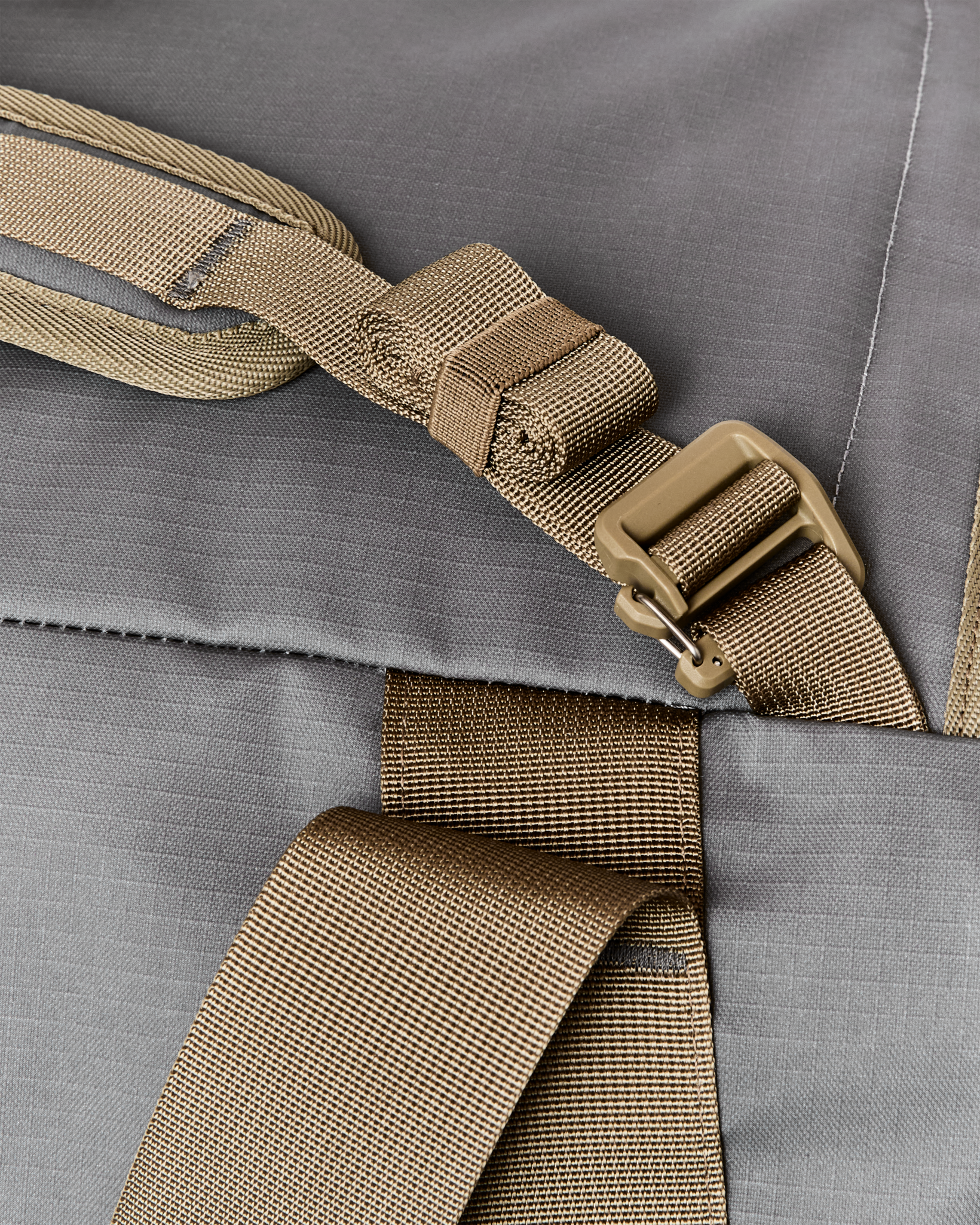 Alternate view of the Filson All-weather 50l Duffle - Moon Mist / Pewter