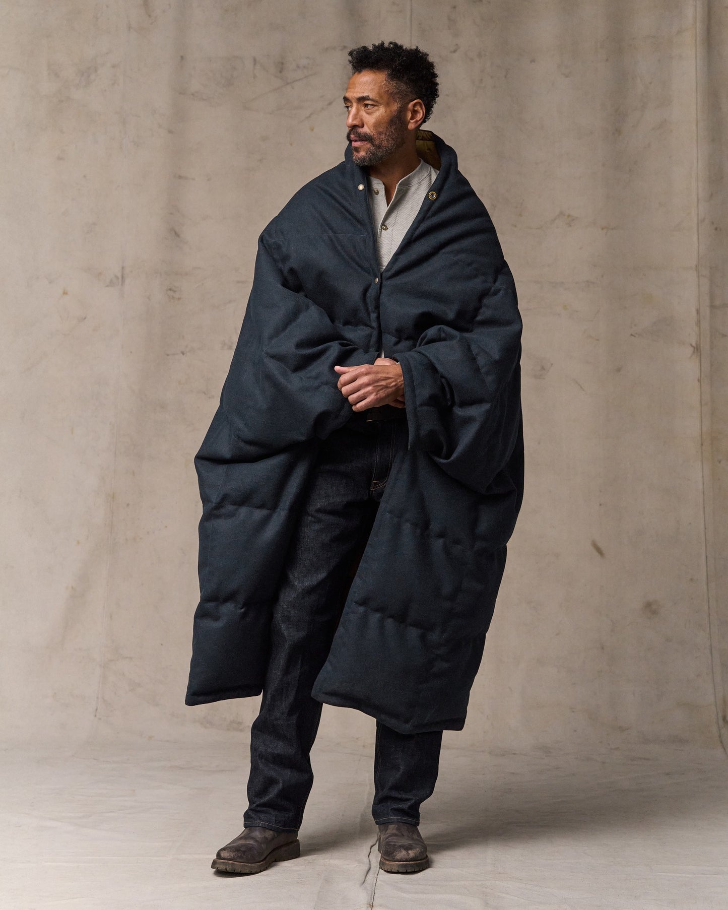 Filson X Crescent Down Works Blanket - Navy