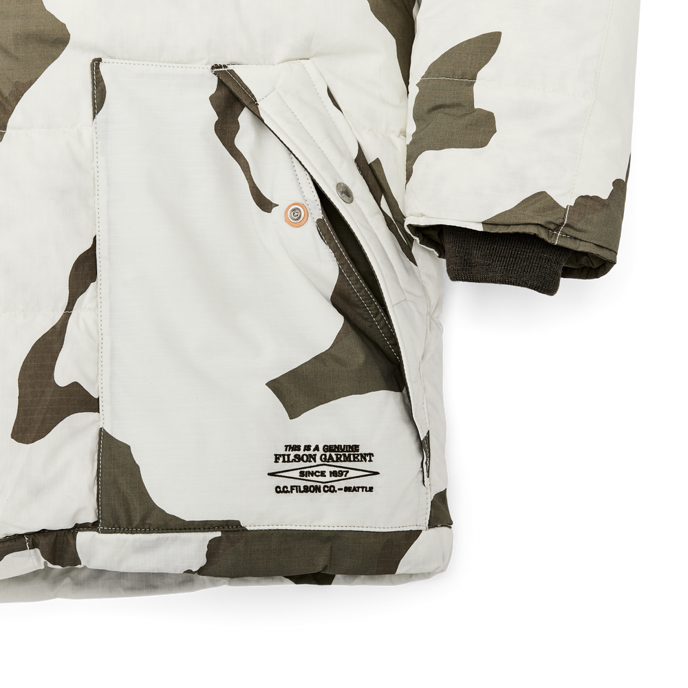 Alternate view of the Filson Chilkoot Pass Expedition Parka - Snow Camo
