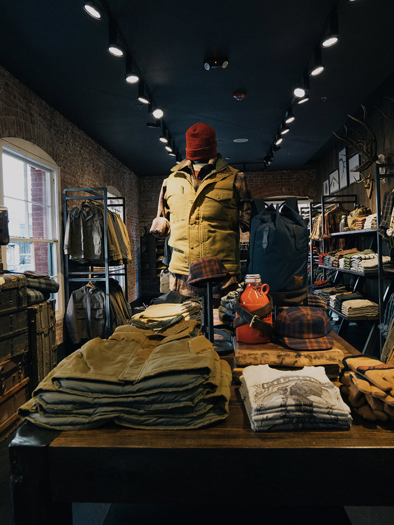 Hello From Portland | Portland Oregon Shirts and Souvenirs | Downtown, image size:780x1040