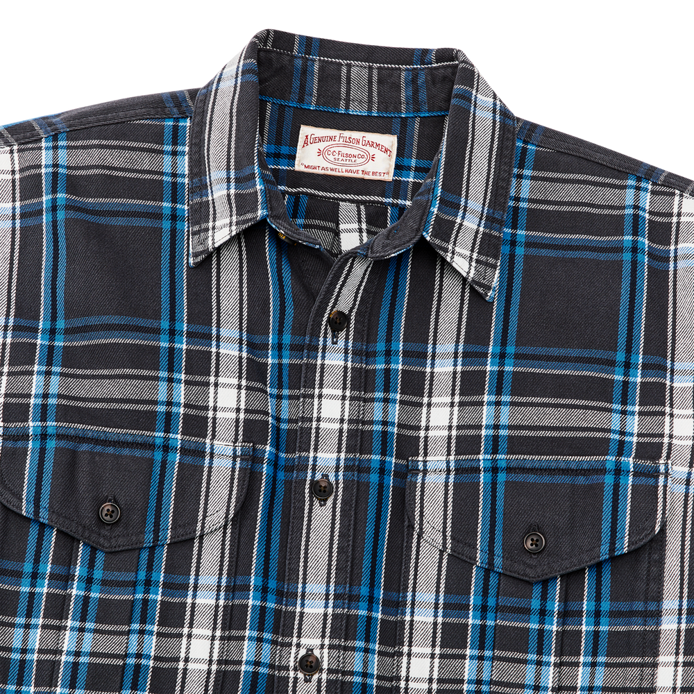 Alternate view of the Filson Vintage Wash Alaskan Guide Shirt - Faded Black / Cobalt