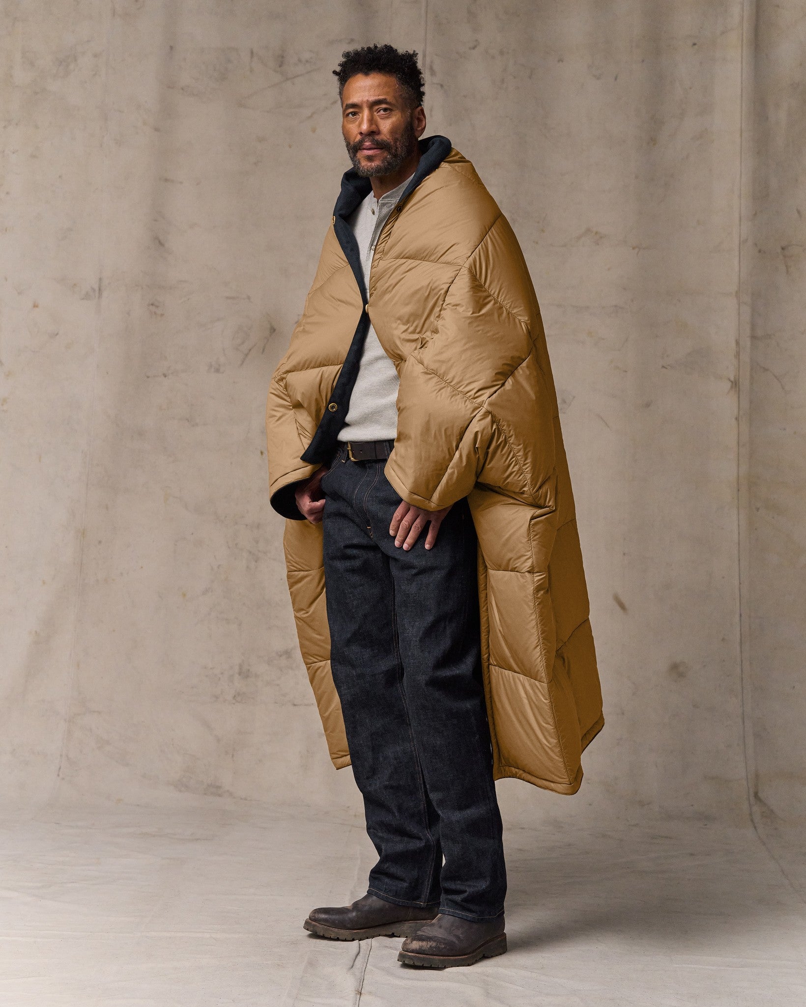 Filson X Crescent Down Works Blanket - Navy