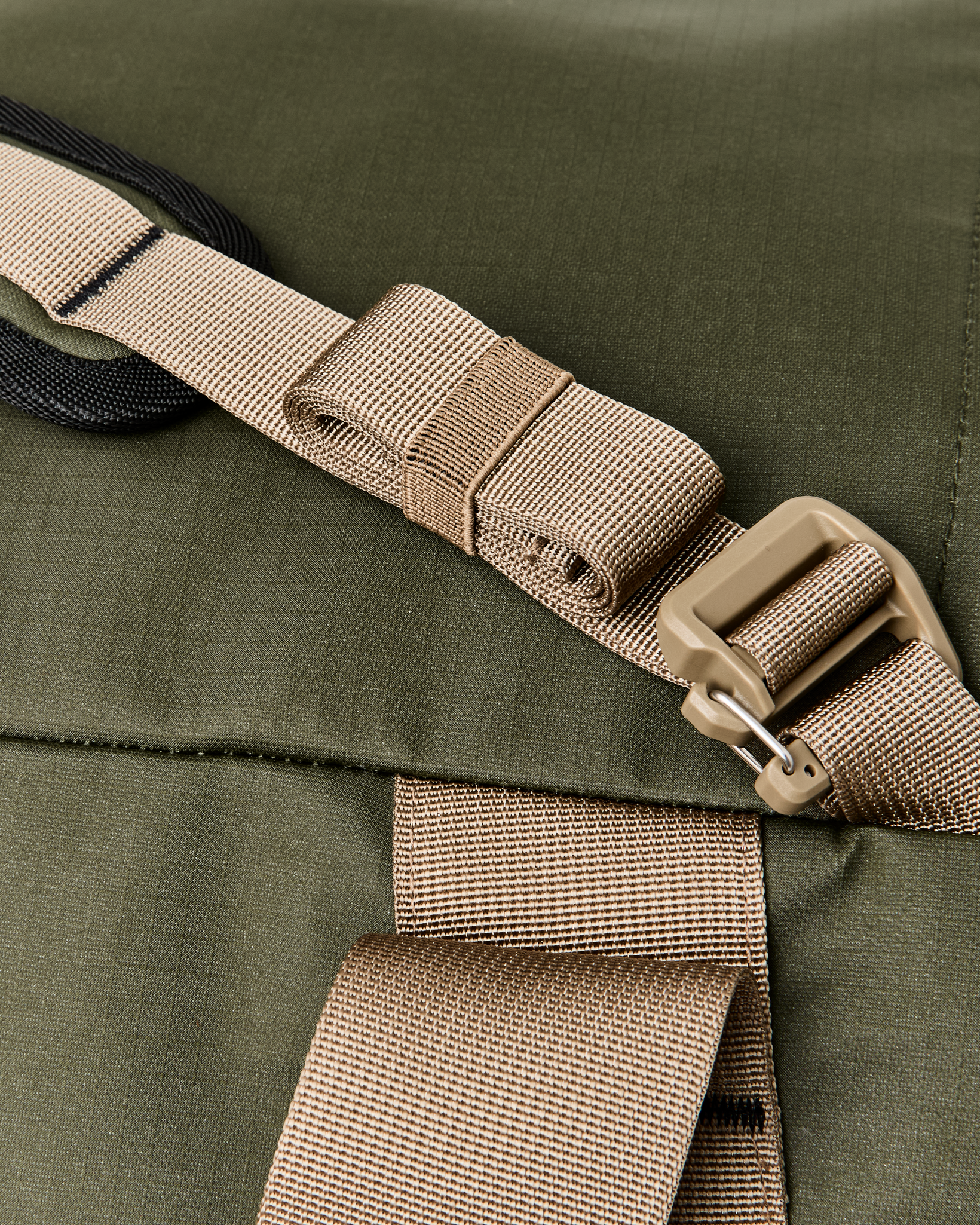 Alternate view of the Filson All-Weather Medium Duffle - Olive / Black / Covert