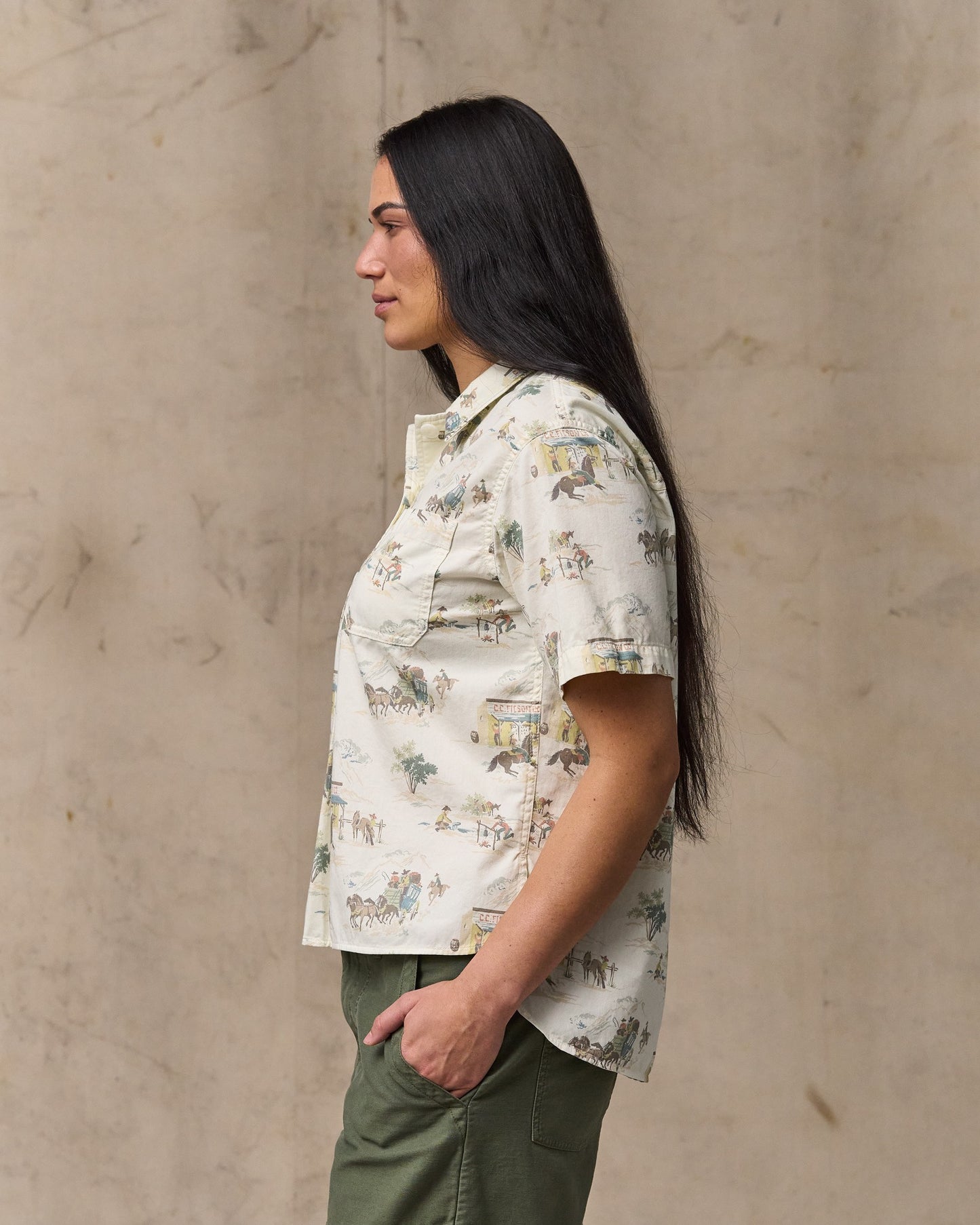 image of a model wearing Filson's Women's Twill Popover Shirt - Desert Natural / Print