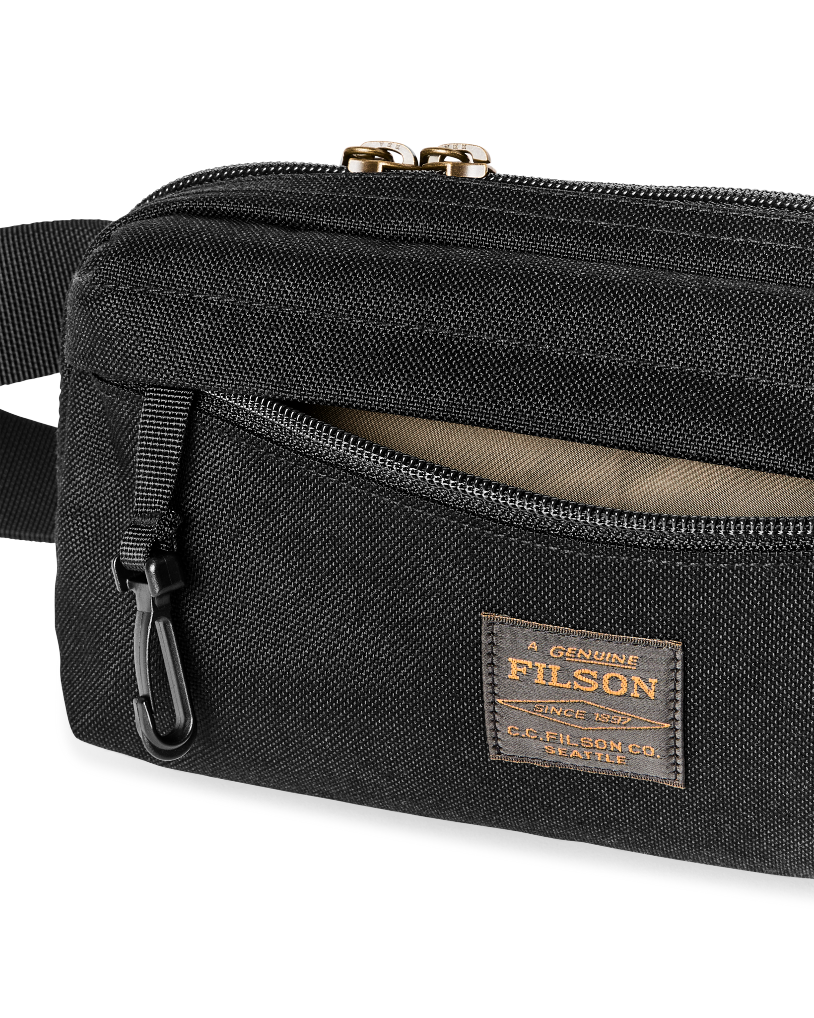 Dryden Crossbody Bag - Black | Filson