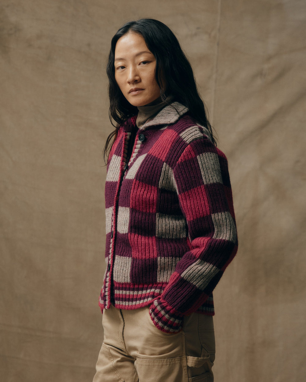 Women's Checkered Wool Cardigan - Burgundy / Gray Check