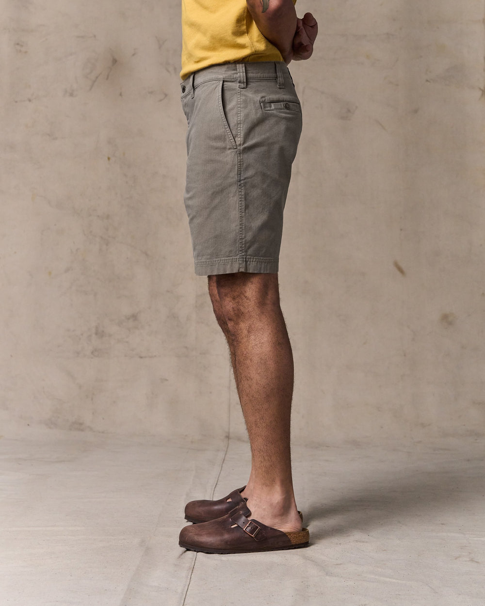 image of a model wearing Filson's Granite Mountain 9" Shorts - Hawk Brown