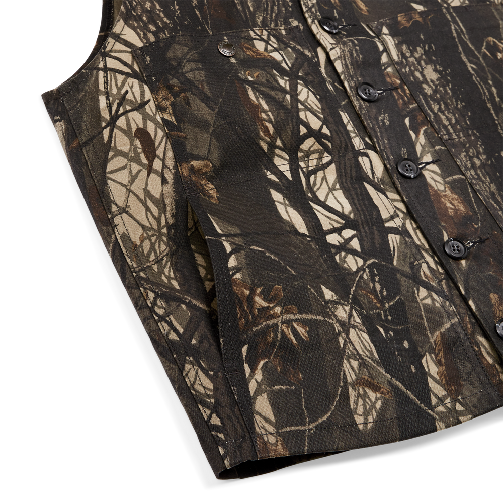Alternate view of the Filson Oil Tin Cloth Vest - Realtree Hardwoods Camo