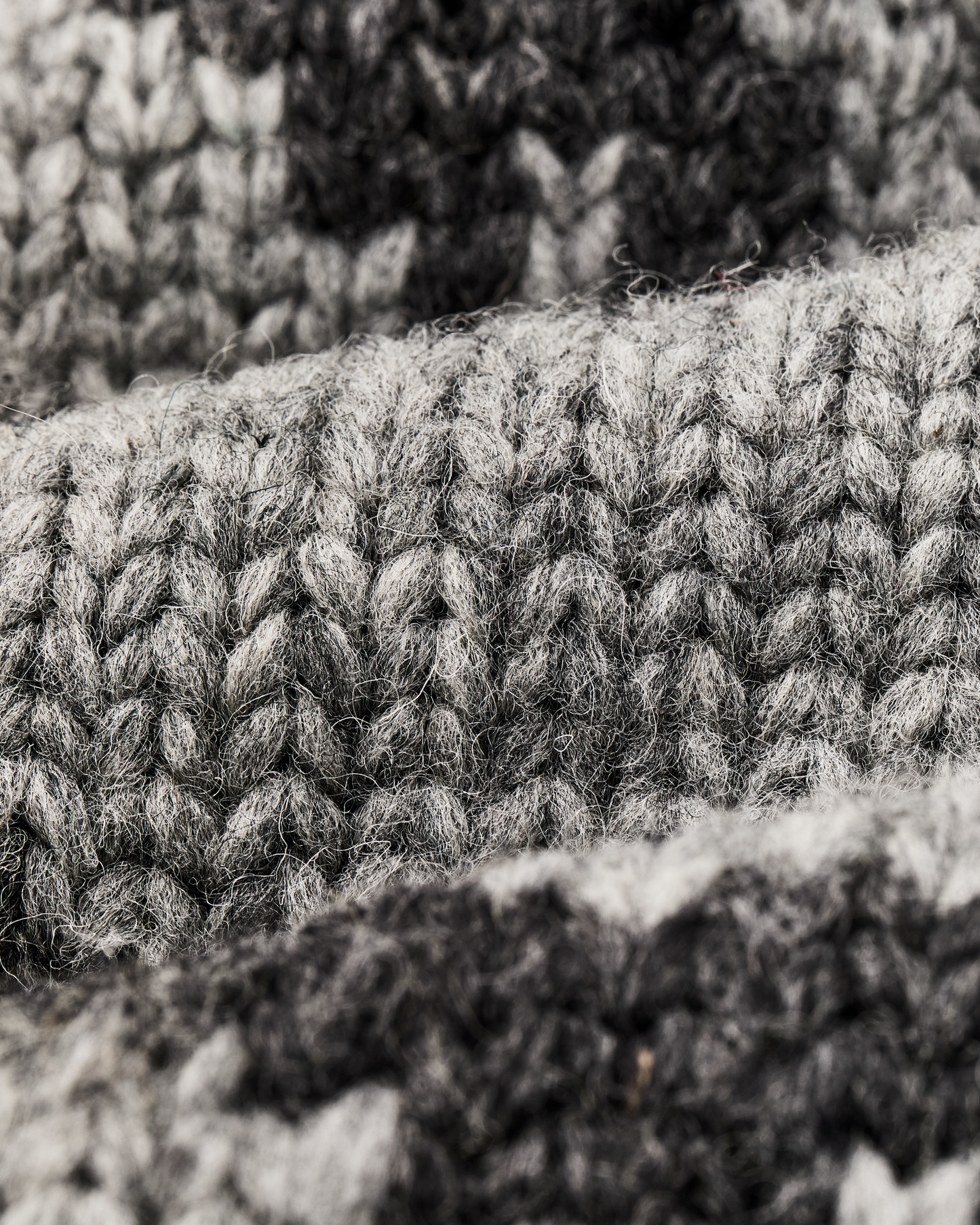 Handmade Full-zip Sweater - Heather Gray / Fishing Boat