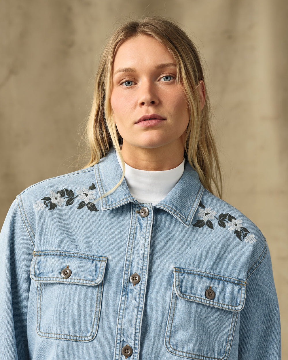 Women's Embroidered Denim Shirt - Pale Indigo