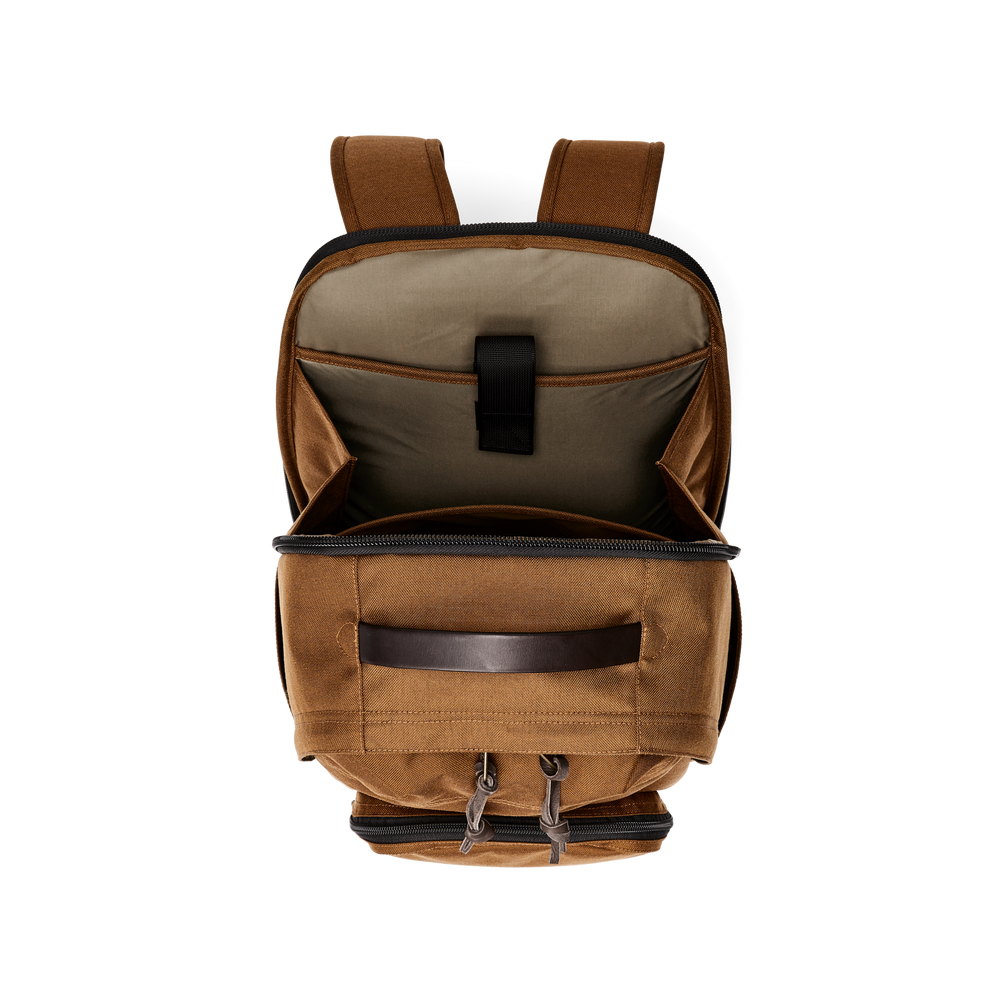 Filson Dryden Backpack Whiskey