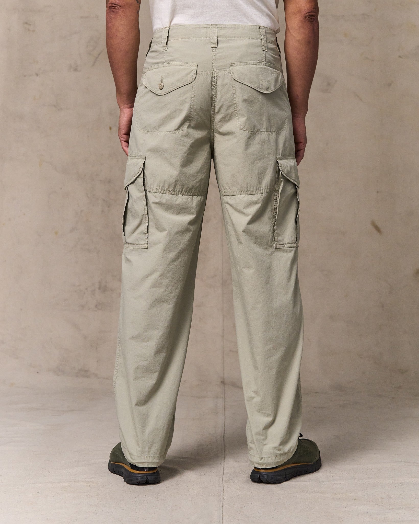 Tropical Poplin Cargo Pants - Dried Sage | Filson