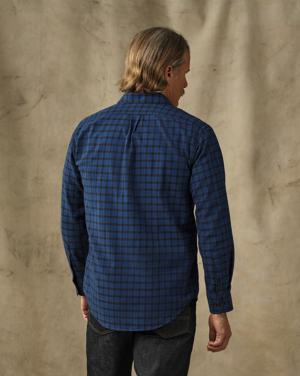 Lightweight Alaskan Guide Shirt - Deep Blue / Black Plaid