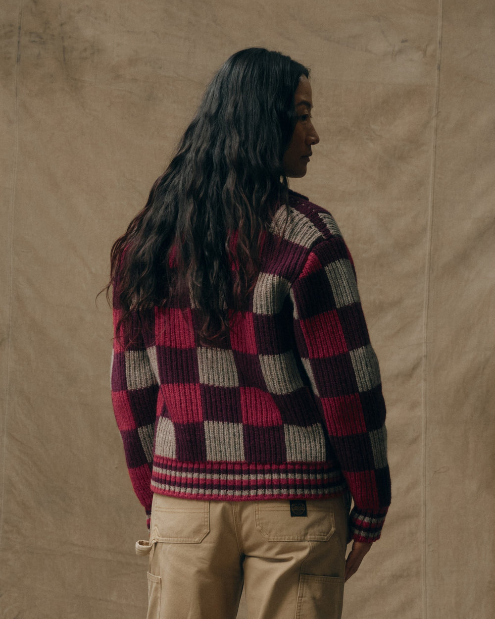 Women's Checkered Wool Cardigan - Burgundy / Gray Check