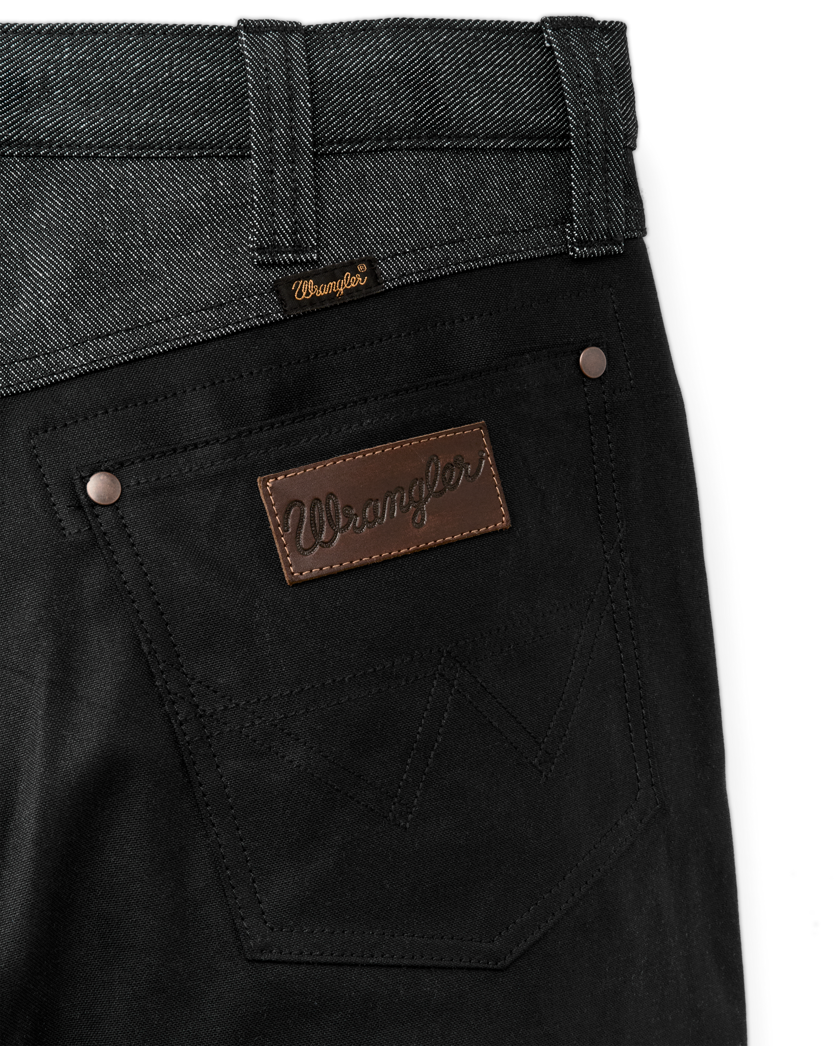 Wrangler X Filson Wild Adventure Jeans - Black